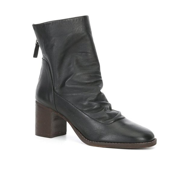 Chelsea & Violet Shoes Chelsea Violet Freedom Black Block Heel